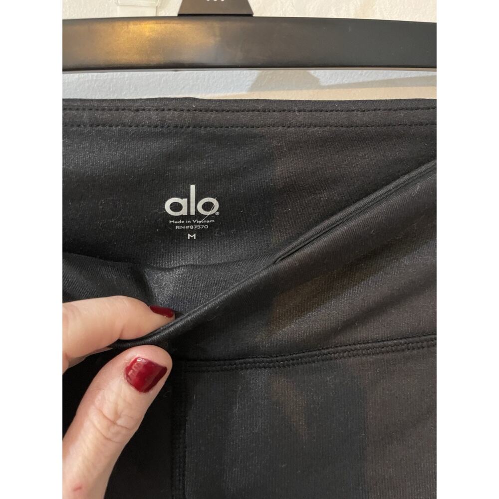 NEW ALO Women’s 7/8 High-waist Airlift Legging Sz MED Black With Keyhole Pocket - Picture 6 of 9